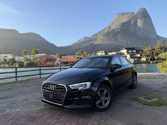 AUDI A3 1.4 TFSI FLEX SEDAN PRESTIGE TIPTRONIC