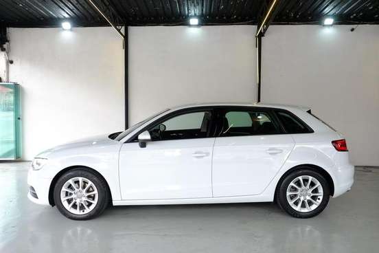 AUDI-A3-1.4 TFSI SEDAN 16V GASOLINA 4P S-TRONIC AUDI-A3-2015