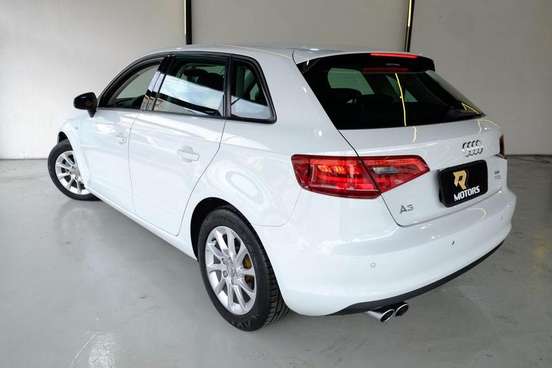 AUDI-A3-2015
