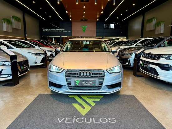 AUDI-A3-1.4 TFSI SEDAN ATTRACTION 16V GASOLINA 4P S-TRONIC AUDI-A3-2014