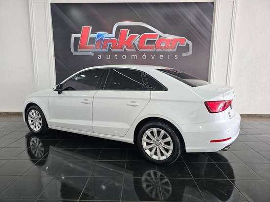 AUDI-A3-1.4 TFSI SEDAN ATTRACTION 16V GASOLINA 4P S-TRONIC AUDI-A3-2015
