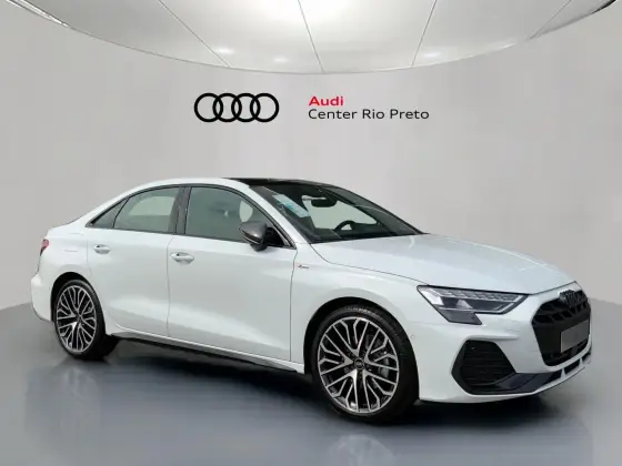 AUDI A3 2.0 40 TFSI GASOLINA SEDAN PERFORMANCE BLACK S-TRONIC