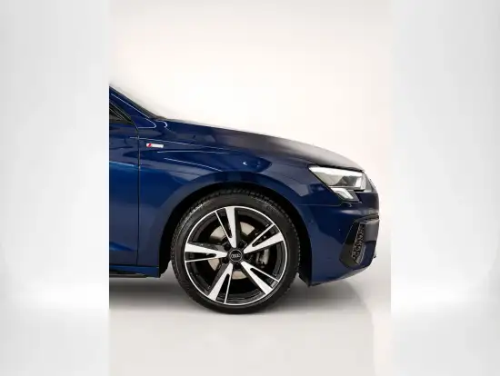 AUDI-A3-2023