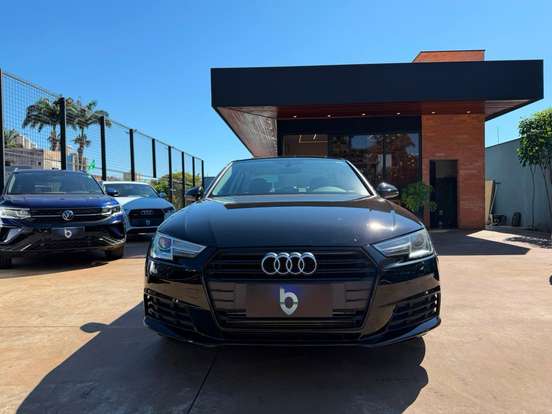 AUDI-A4-2017