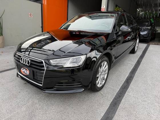 AUDI A4 2.0 TFSI ATTRACTION GASOLINA 4P S TRONIC