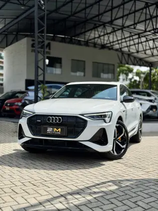 AUDI E-TRON ELÉTRICO SPORTBACK PERFORMANCE QUATTRO