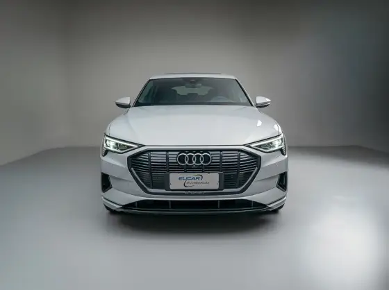 AUDI E-TRON ELÉTRICO SPORTBACK PERFORMANCE QUATTRO