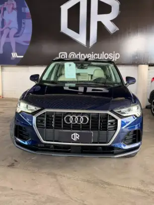 AUDI-Q3-2020