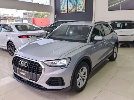 AUDI-Q3-2020