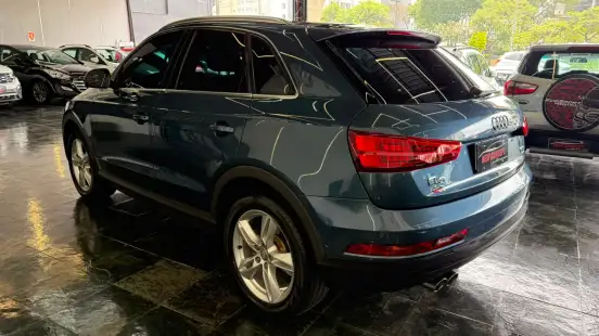 AUDI-Q3-2017