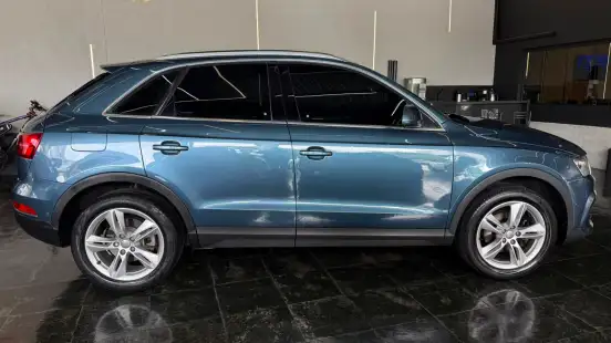 AUDI-Q3-2017