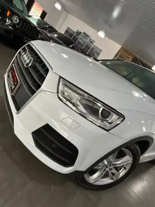 AUDI-Q3-2018