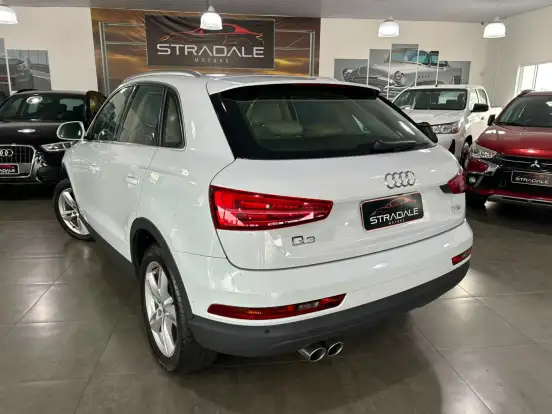 AUDI-Q3-2018