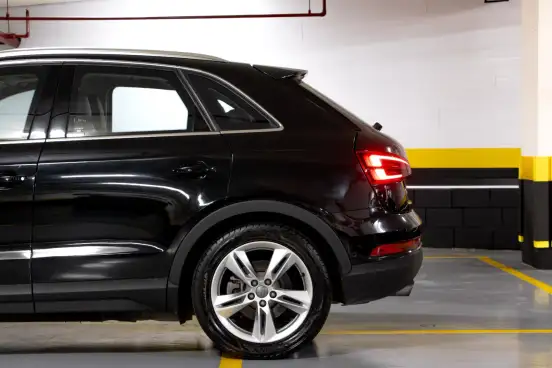AUDI-Q3-2018