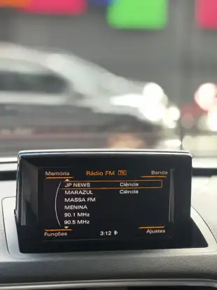 AUDI-Q3-2016