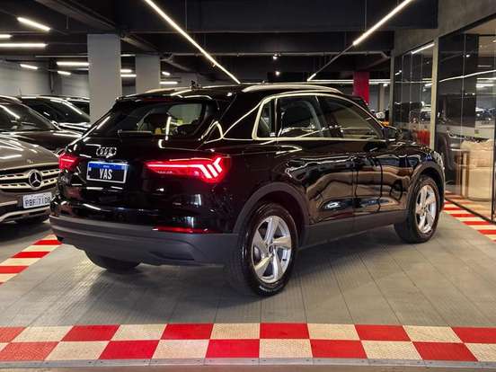 AUDI-Q3-1.4 35 TFSI GASOLINA PRESTIGE PLUS S TRONIC AUDI-Q3-2021