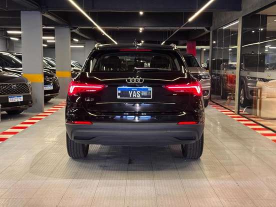 AUDI-Q3-1.4 35 TFSI GASOLINA PRESTIGE PLUS S TRONIC AUDI-Q3-2021