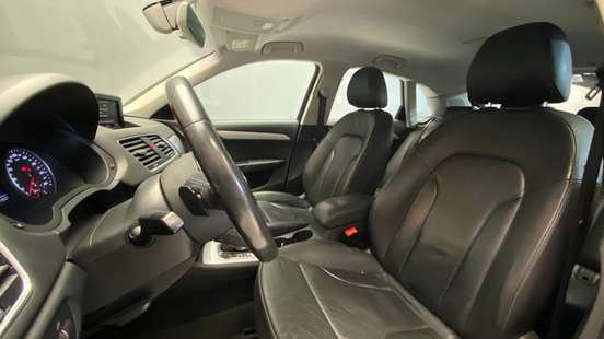 AUDI-Q3-2016
