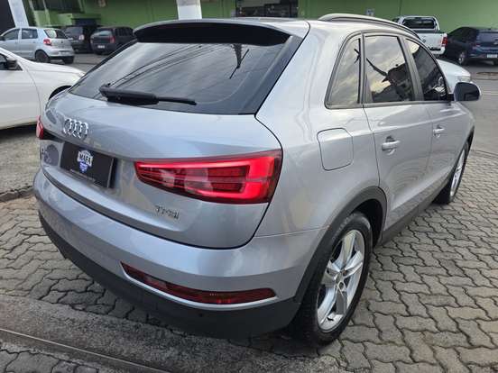AUDI-Q3-1.4 TFSI AMBITION GASOLINA 4P S TRONIC AUDI-Q3-2015