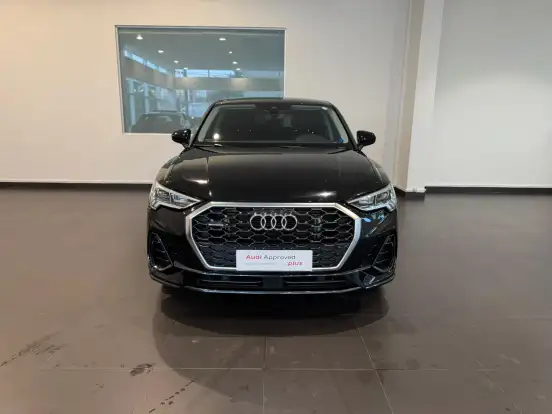 AUDI-Q3-2024