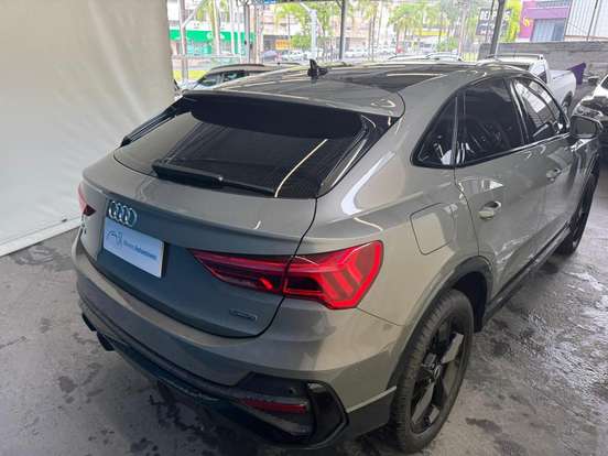 AUDI-Q3-2.0 40 TFSI GASOLINA PERFORMANCE BLACK QUATTRO TIPTRONIC AUDI-Q3-2022