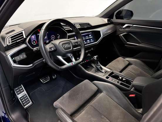 AUDI-Q3-2.0 40 TFSI GASOLINA PERFORMANCE BLACK QUATTRO TIPTRONIC AUDI-Q3-2022