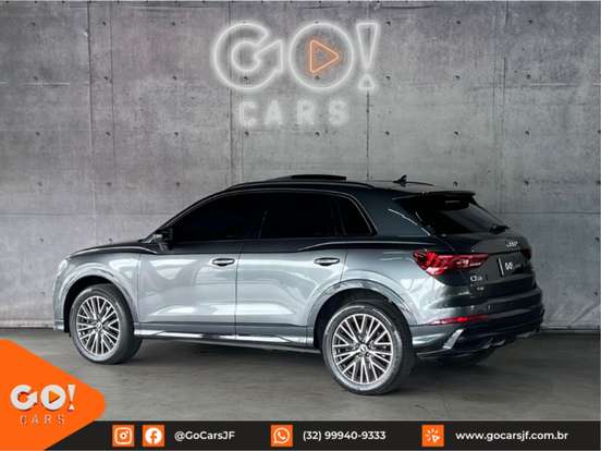 AUDI-Q3-2022