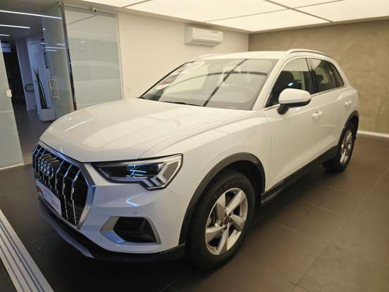 AUDI-Q3-2.0 40 TFSI GASOLINA PERFORMANCE QUATTRO TIPTRONIC AUDI-Q3-2022