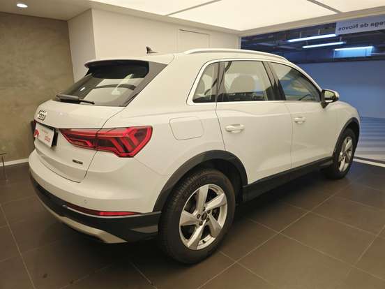 AUDI-Q3-2.0 40 TFSI GASOLINA PERFORMANCE QUATTRO TIPTRONIC AUDI-Q3-2022