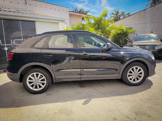 AUDI-Q3-2016