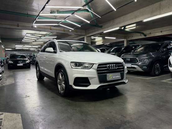 AUDI-Q3-2015