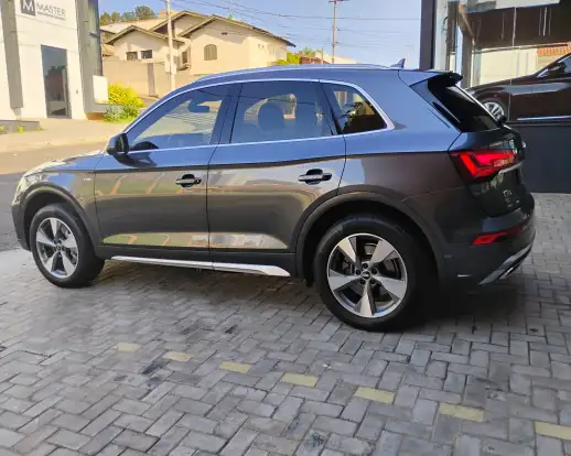 AUDI-Q5-2.0 45 TFSI GASOLINA PRESTIGE QUATTRO S TRONIC AUDI-Q5-2021