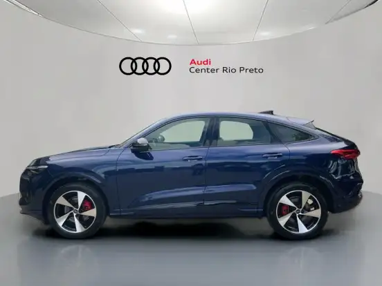 AUDI-Q5-2025