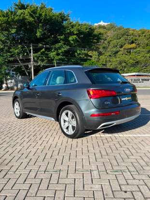 AUDI-Q5-2017
