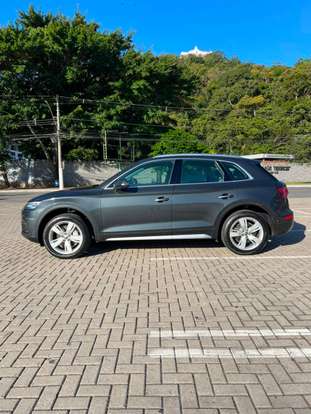 AUDI-Q5-2017