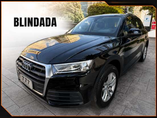 AUDI-Q5-2019