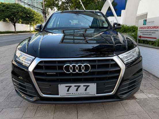 AUDI-Q5-2019