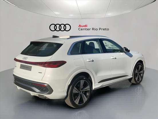 AUDI-Q5-2.0 TFSI GASOLINA S LINE QUATTRO S TRONIC AUDI-Q5-2026