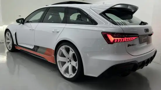 AUDI-RS6-2025