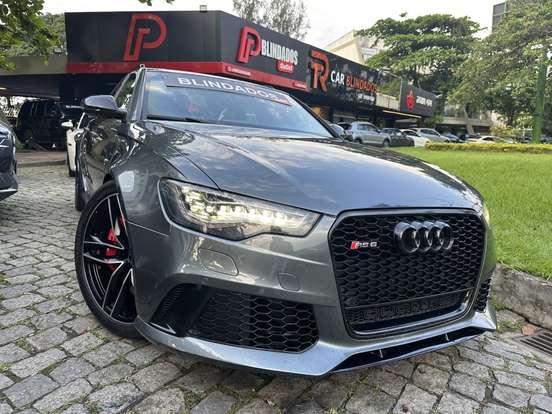 AUDI-RS6-2013