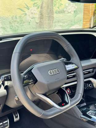 AUDI-SQ5-2025