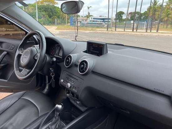 AUDI-A1-1.4 TFSI ATTRACTION 16V 122CV GASOLINA 2P AUTOMÁTICO AUDI-A1-2011