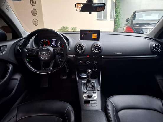 AUDI-A3-2018