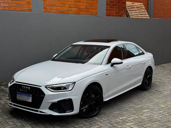 AUDI A4 2.0 TFSI GASOLINA PRESTIGE PLUS S TRONIC