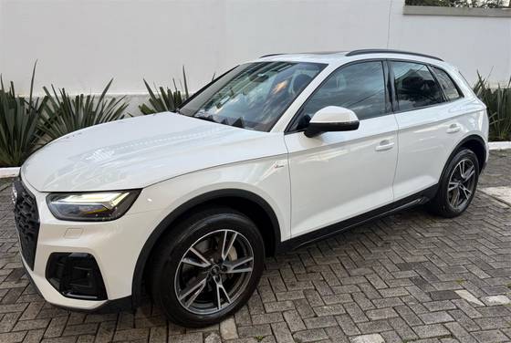 AUDI Q5 2.0 55 TFSIE PHEV PERFORMANCE BLACK QUATTRO S TRONIC