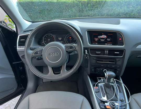 AUDI-Q5-2015
