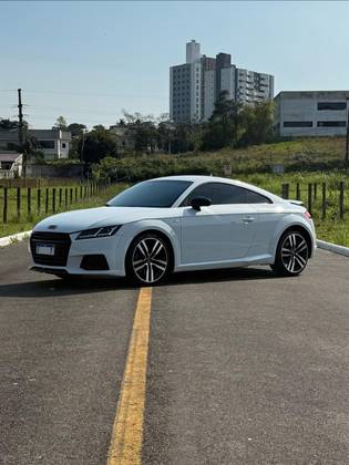 AUDI TT 2.0 TFSI COUPÉ AMBITION 2P GASOLINA S-TRONIC