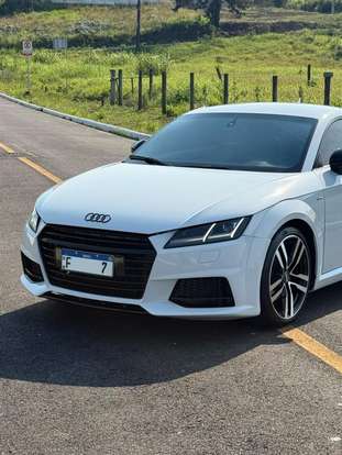 AUDI-TT-2015