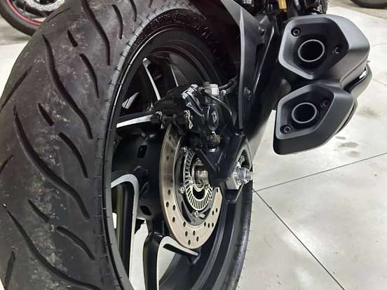 BAJAJ-DOMINAR 400 BAJAJ-DOMINAR 400-2024