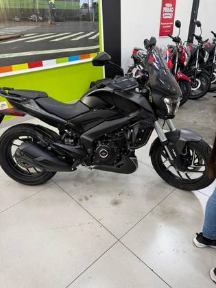 BAJAJ DOMINAR 400 